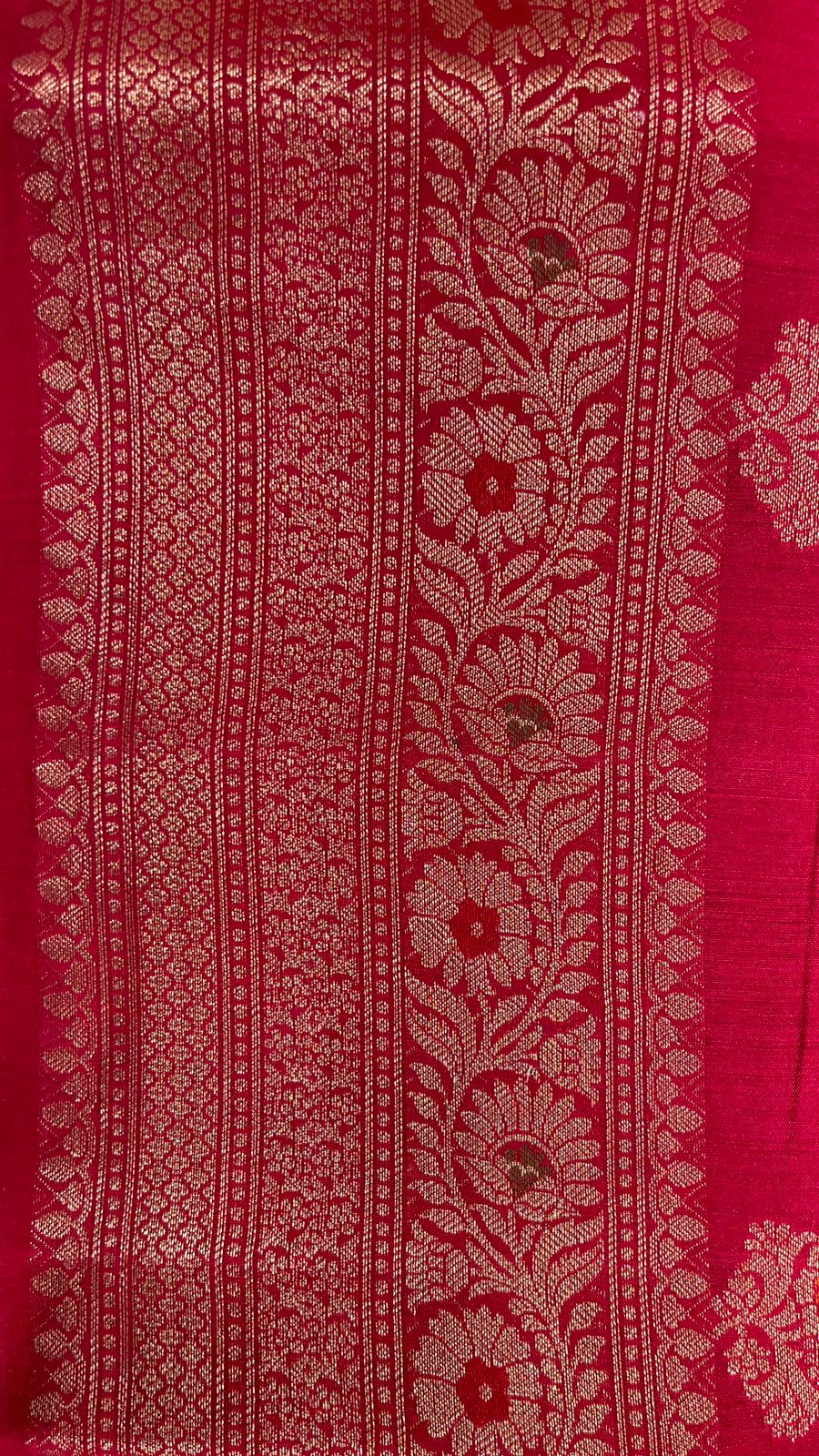 Faishana Pure Silk Handloom Red Munga Silk Zari Mina Booti Minakari Jaal Pallu with Minakari Zari Border Banarasi Saree with Red Blouse piece