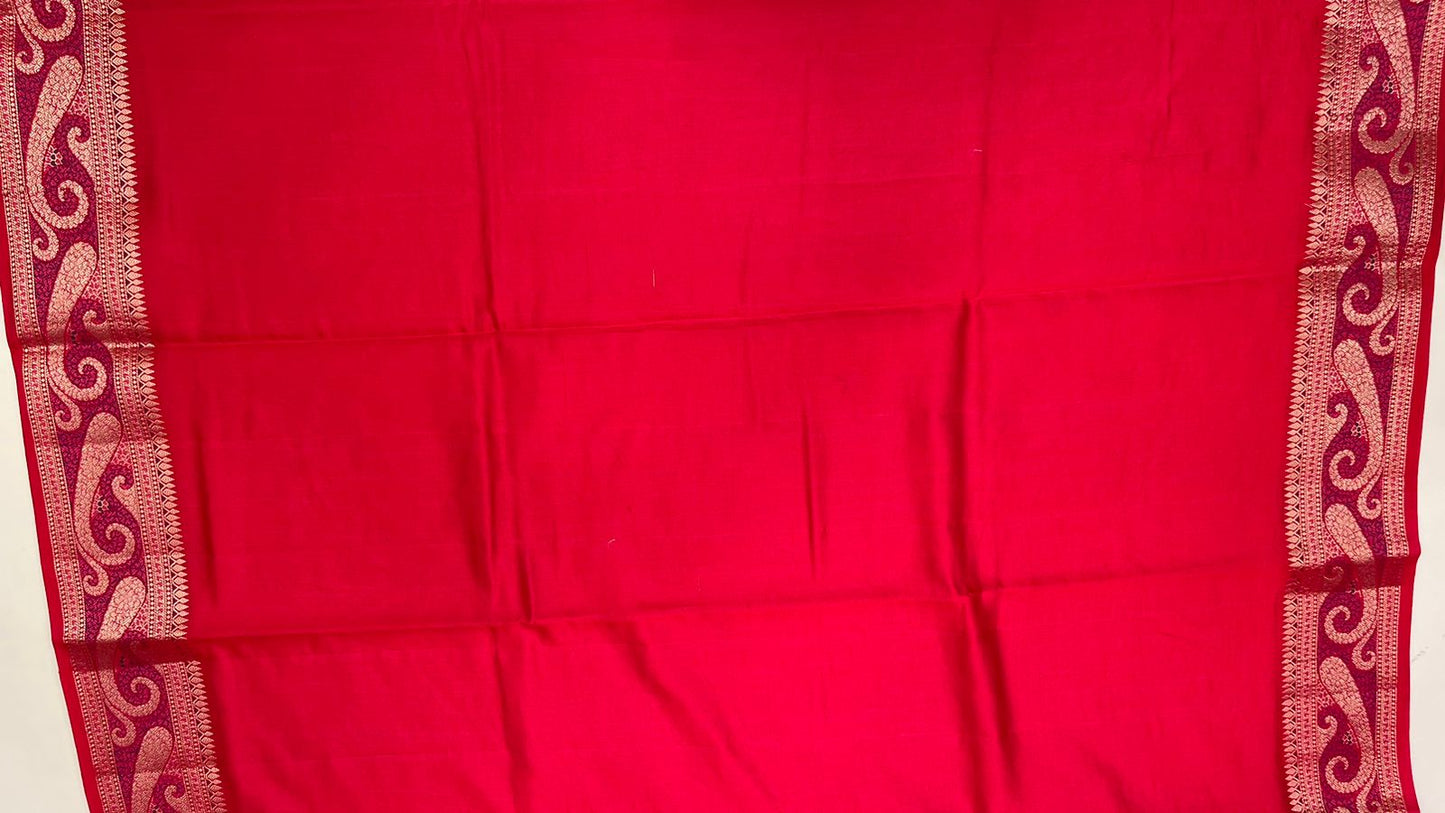 Regal Elegance: Faishana's Exquisite Pure Silk Handloom Red Chiniya Silk Saree with Gold Zari Booti & Tilfi Anchal with Tilfi Zari Border and with Red Blouse