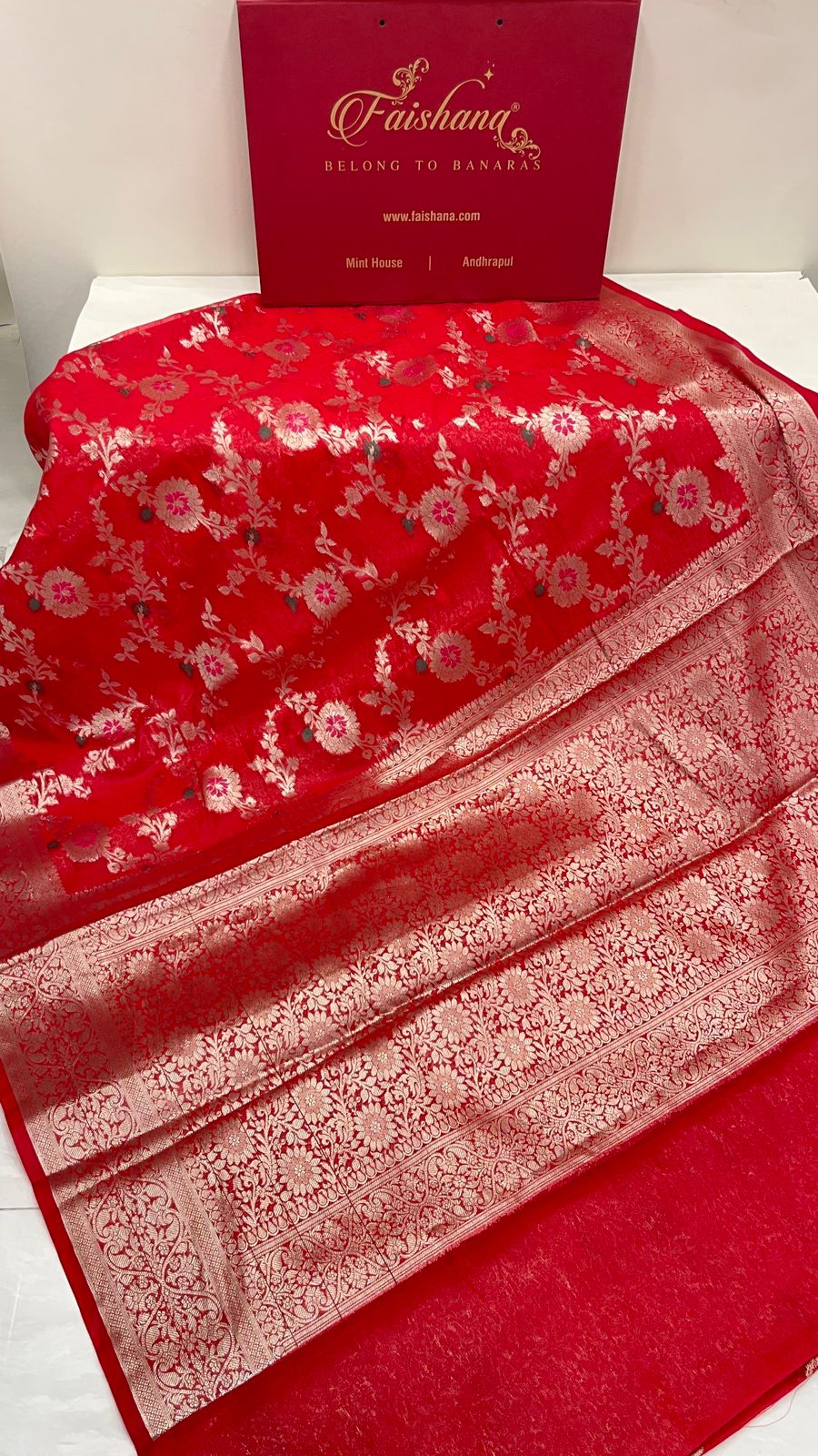 Semi Georgette Saree