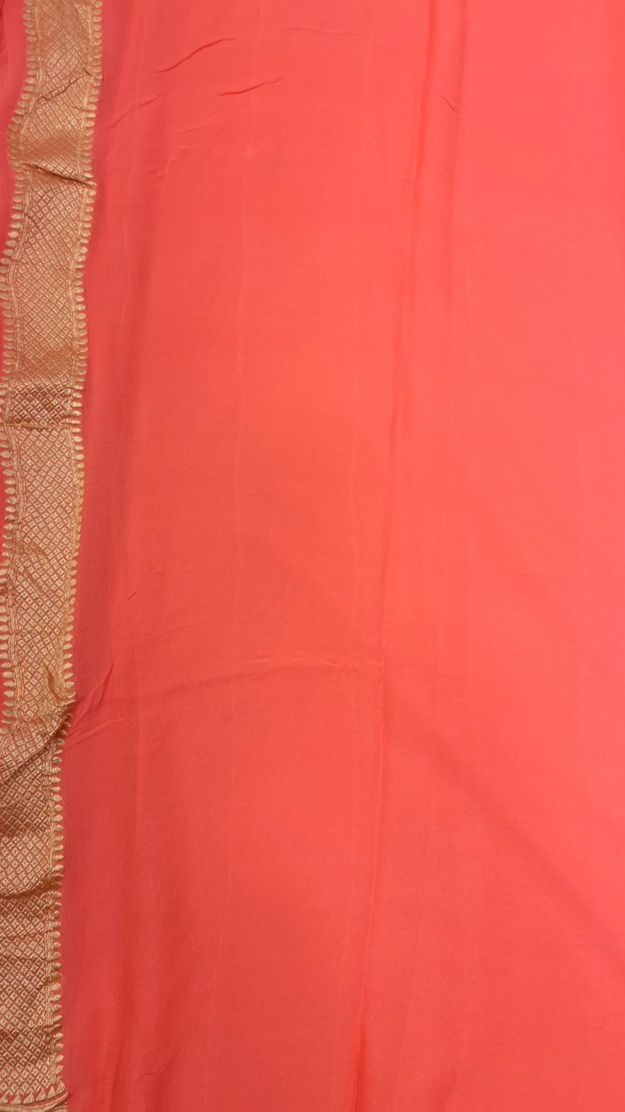 Radiant Threads: Faishana's Pure Silk Handloom Orange Khaddi Georgette Hand Brush Floral Zari Kadhwa Jaal with Banarasi Zari Border with an Orange Blouse