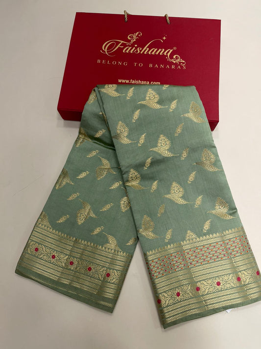 Elegant Faishana Pure Silk Handloom Light Green Chiniya Silk with Gold Zari Floral Booti and Minakari Border & Light green Blouse Piece