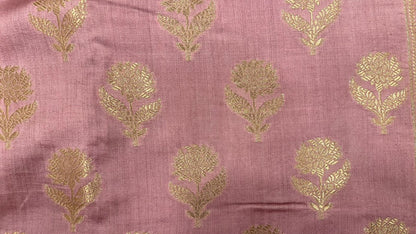 Regal Elegance: Faishana's Pure Silk Handloom Muave Chiniya Silk Gold Floral Zari Booti with Minakari Zari Border Saree and Mauve Blouse