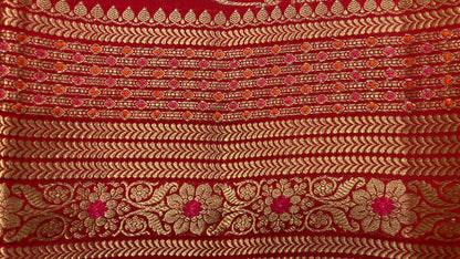 Ravishing Elegance: Faishana's Pure Silk Handloom Red Pure Chiniya Silk Tilfi Zari Jaal Zig-Zag with Minakari Zari Border &amp; Red Blouse Piece