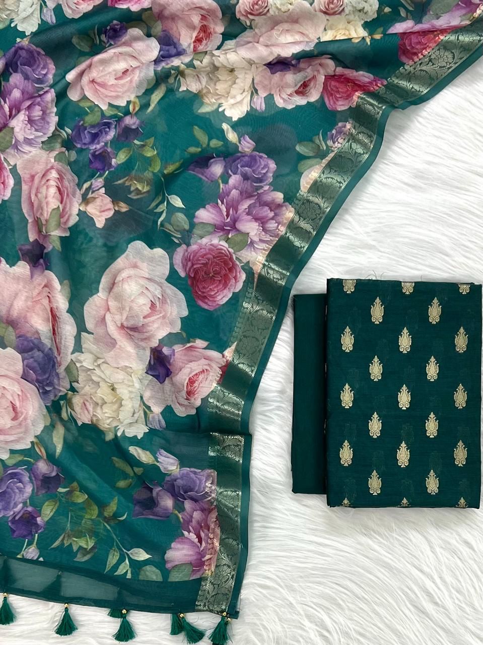 Dark Green Cotton Silk Zari Booti With Digital Print Dupatta Banarasi 3 Pcs Suit Set 1100SKL_CD2