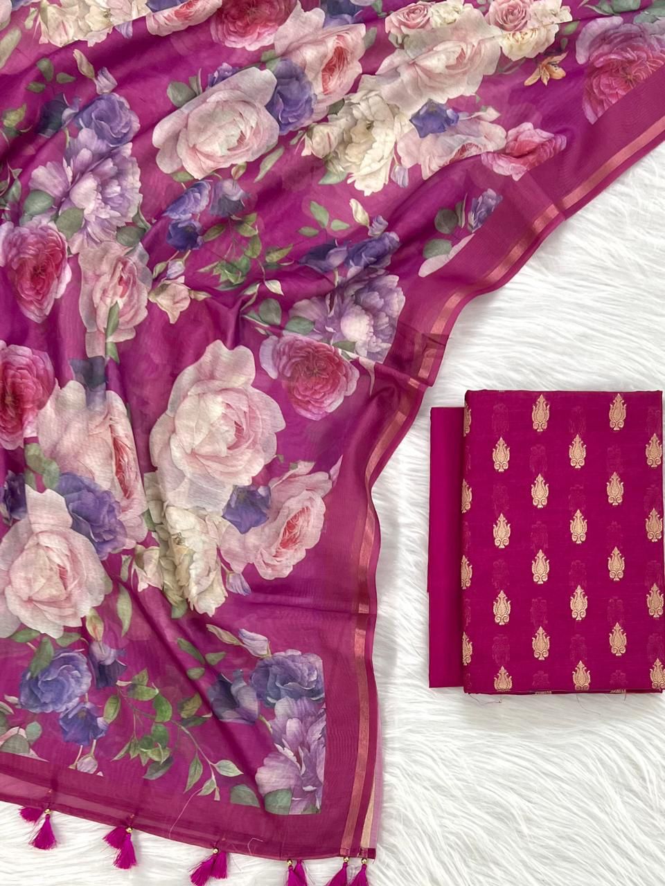 Magenta Cotton Silk Zari Booti With Digital Print Dupatta Banarasi 3 Pcs Suit Set 1100SKL_CD5