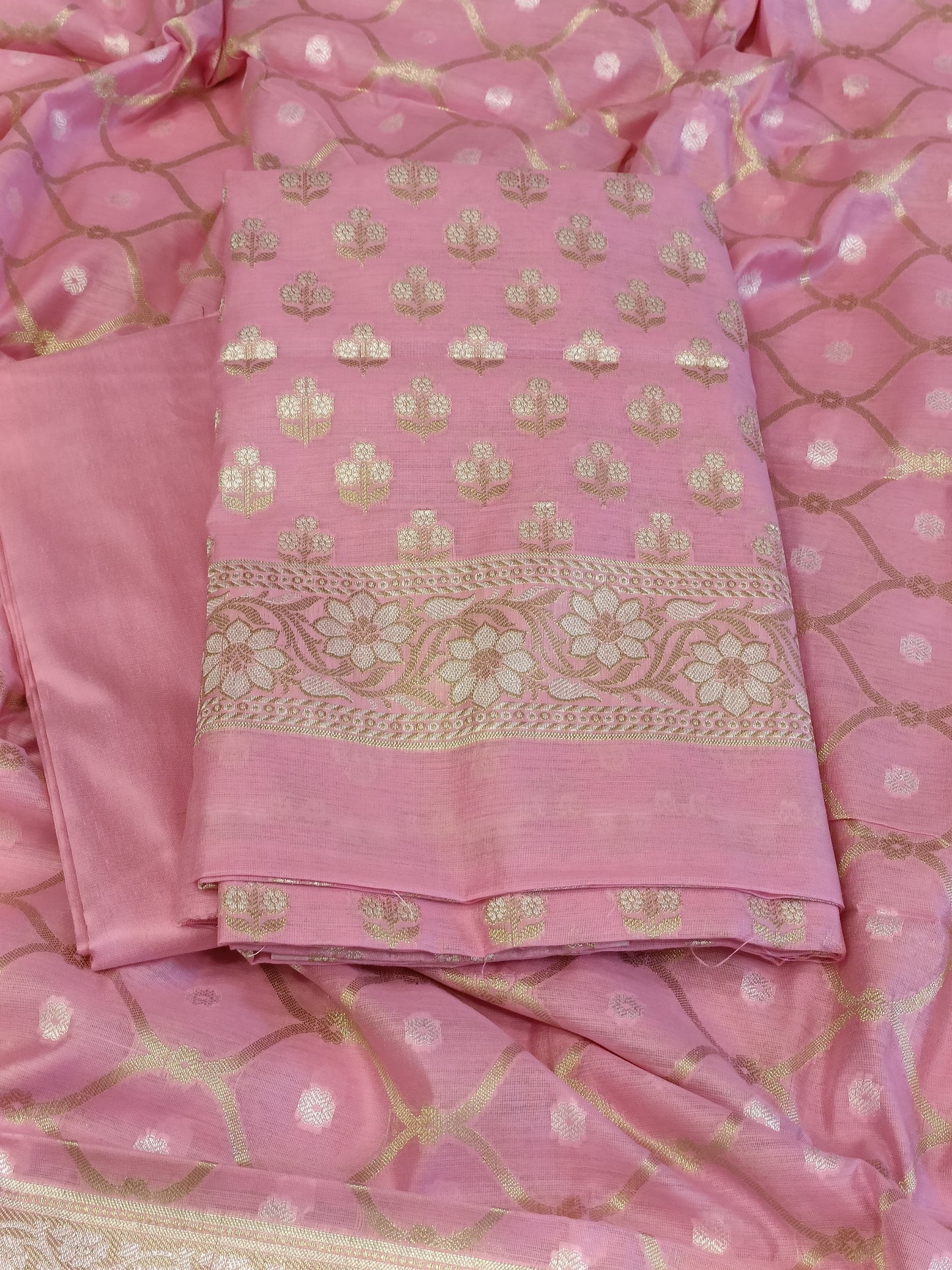 Pink Cotton Floral Silver Zari Booti Banarasi Suit with Alfi Jaal Dupatta Banarasi Suit 115SHL_CTN2