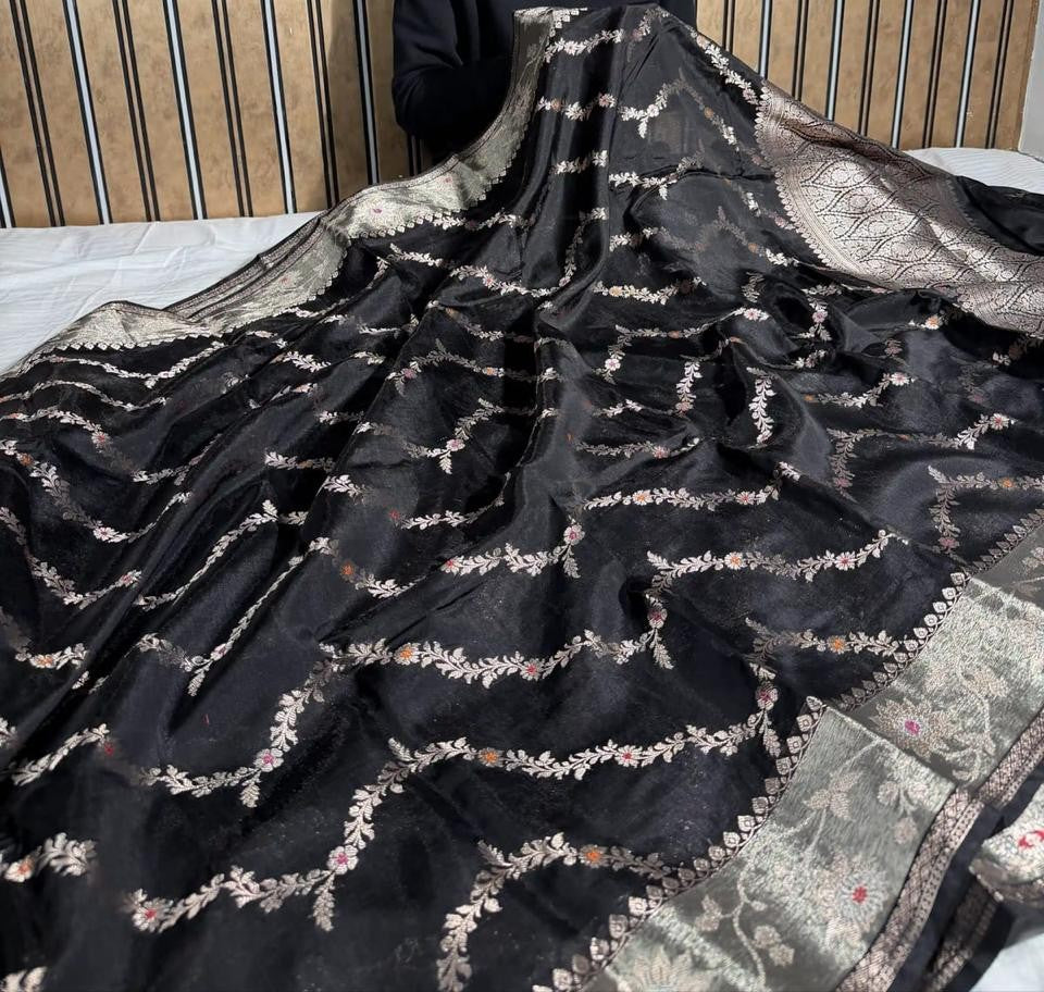 Black Semi Chiniya Silk Meenakari Aada Zari Jaal Zari Border Banarasi Saree 115AM_SC7