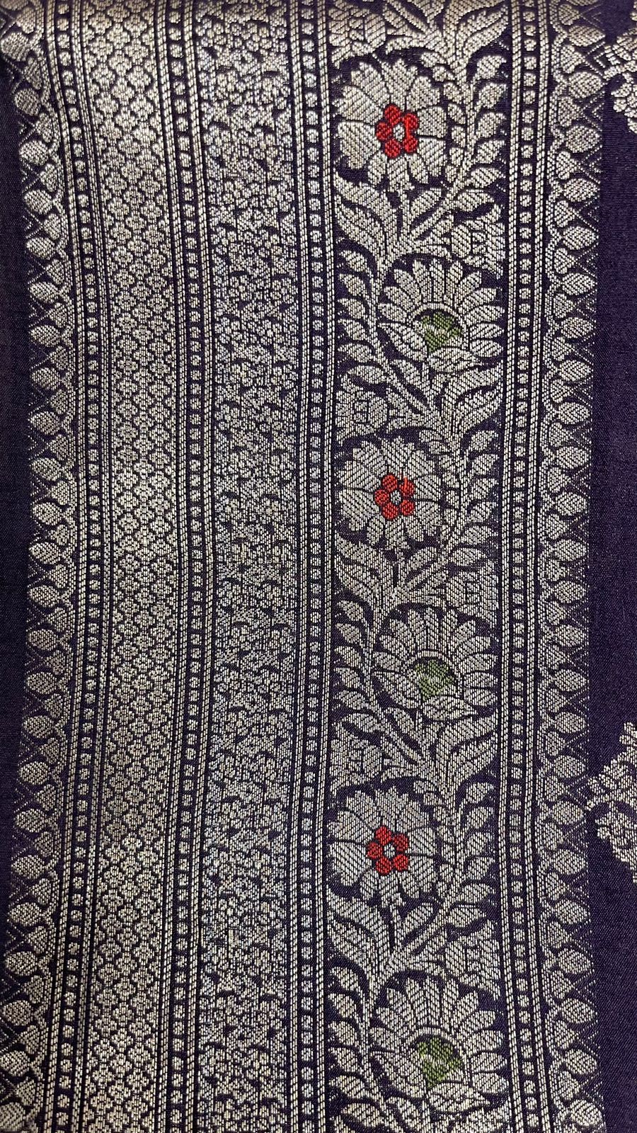 Royal Elegance: Faishana Pure Silk Handlom Navy Blue Munga Silk Zari Mina Booti Saree with Minakari Jaal Anchal Zari Border Paired with a Matching Blouse Piece