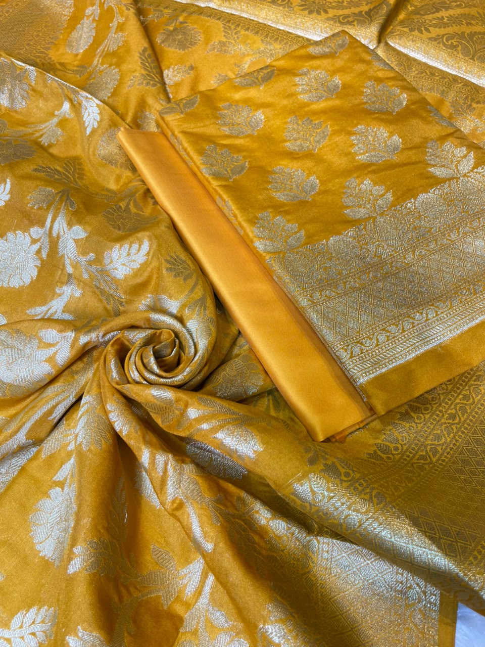 Gold Katan Upada Silk Floral Zari Boota Banarasi Suit with Alfi Zari Jaal Dupatta 125DAN_KU10
