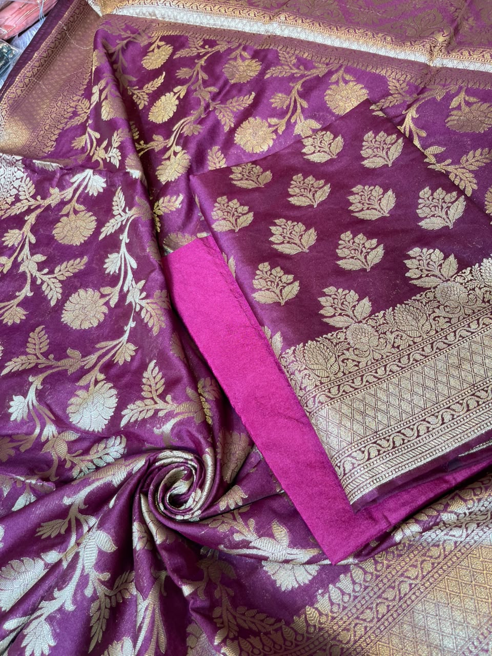 Burgundy Katan Upada Silk Floral Zari Boota Banarasi Suit with Alfi Zari Jaal Dupatta 125DAN_KU11