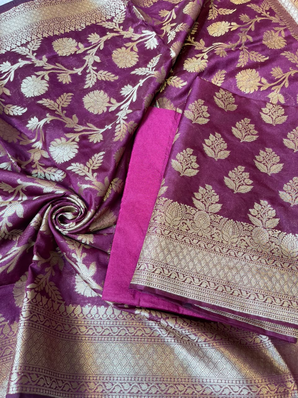 Burgundy Katan Upada Silk Floral Zari Boota Banarasi Suit with Alfi Zari Jaal Dupatta 125DAN_KU11