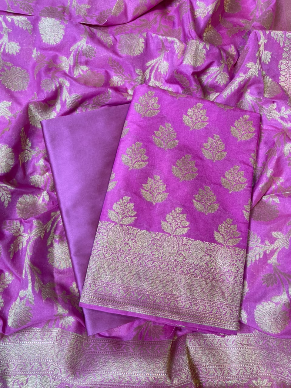 Orchid Pink Katan Upada Silk Floral Zari Boota Banarasi Suit with Alfi Zari Jaal Dupatta 125DAN_KU13