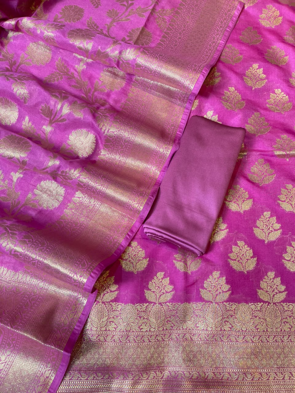 Orchid Pink Katan Upada Silk Floral Zari Boota Banarasi Suit with Alfi Zari Jaal Dupatta 125DAN_KU13
