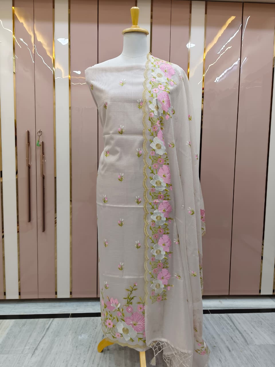 Mauve Kota Check Multi Resham Embroidery Banarasi Suit with Cutwork Dupatta 12JJ_KC5