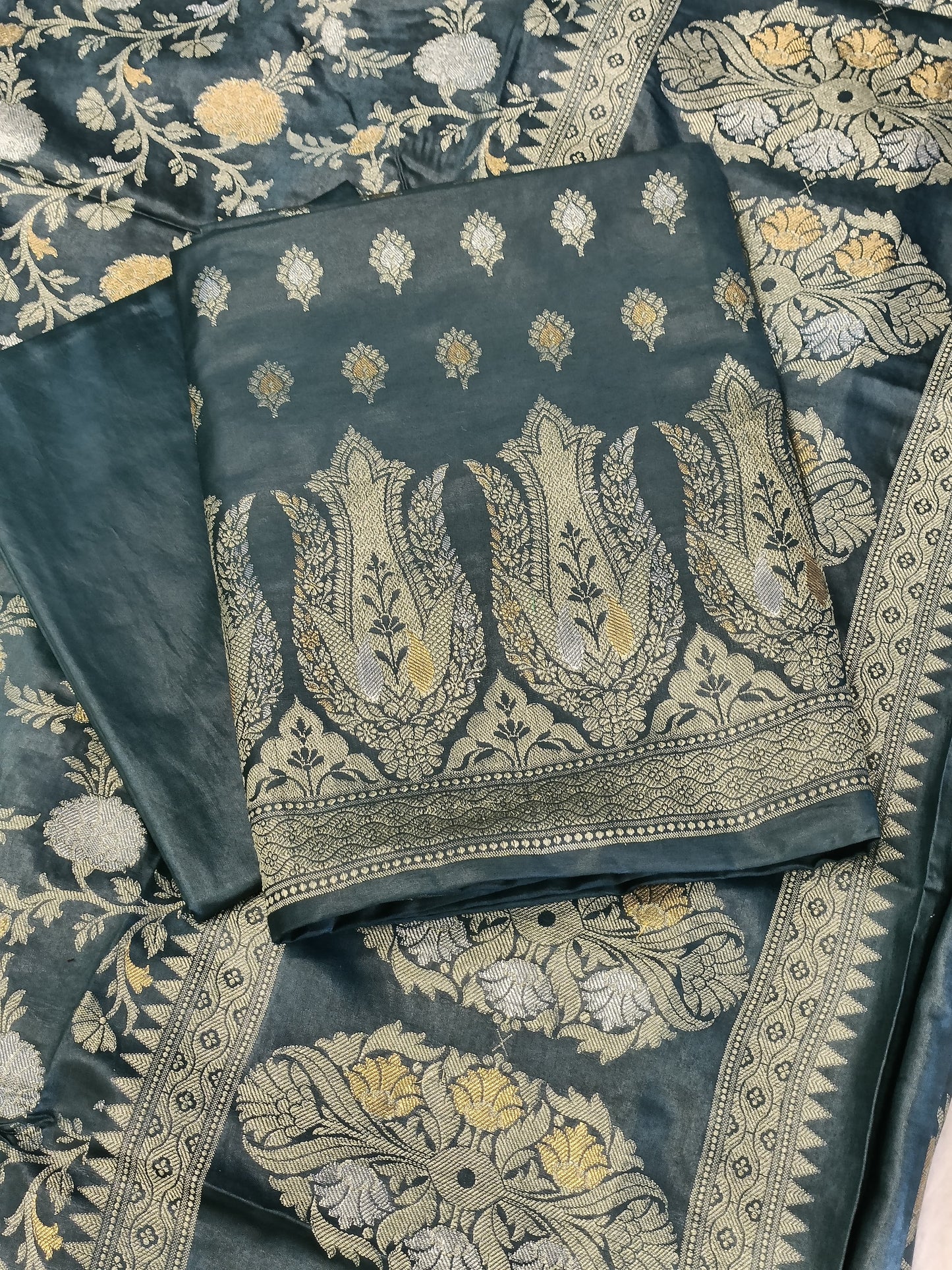 Seagreen Cotton Dyable Alfi Zari Booti Banarasi Suit with Floral Zari Jaal Banarasi Suit 13SHL_DAS3