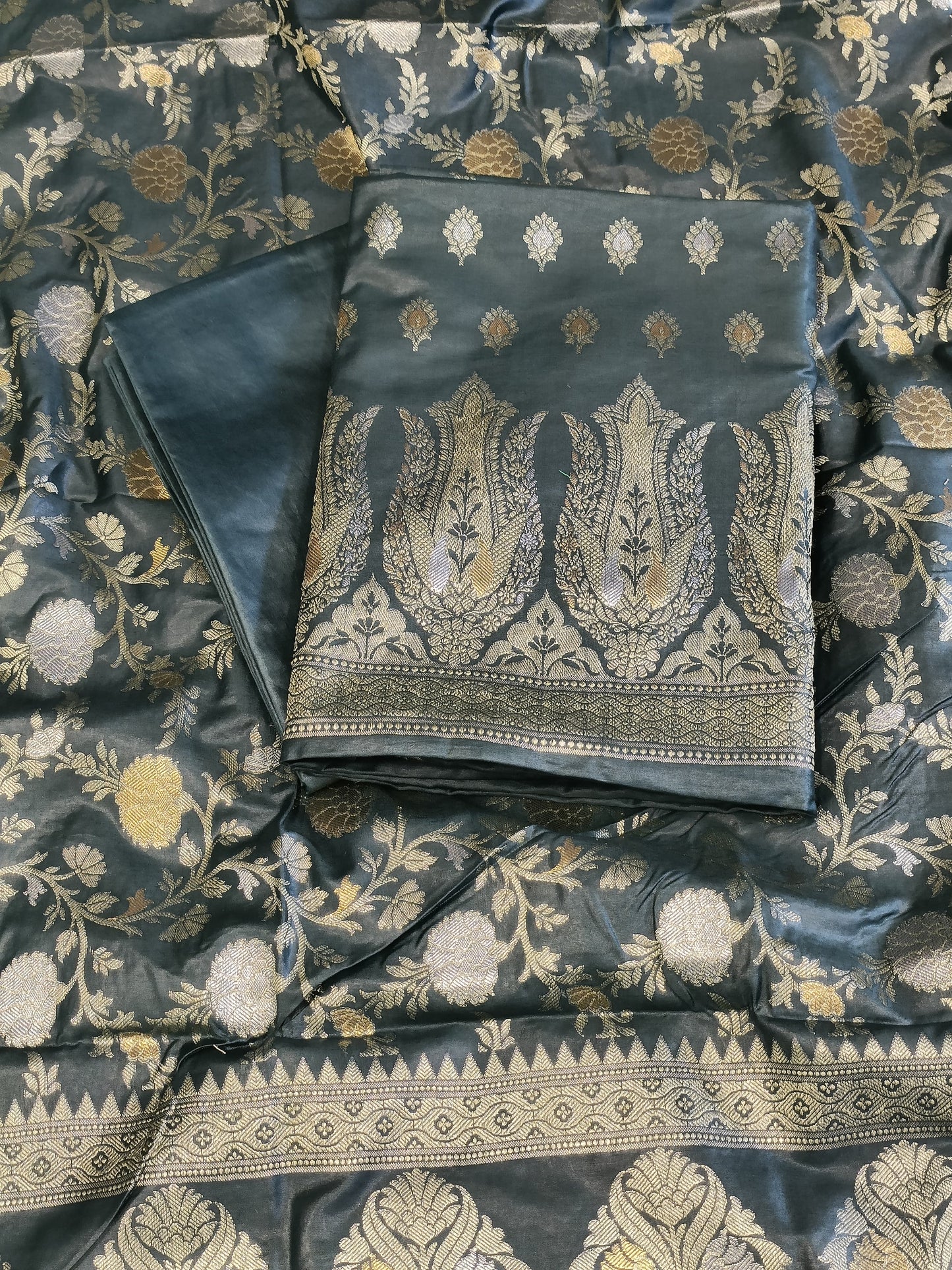 Seagreen Cotton Dyable Alfi Zari Booti Banarasi Suit with Floral Zari Jaal Banarasi Suit 13SHL_DAS3