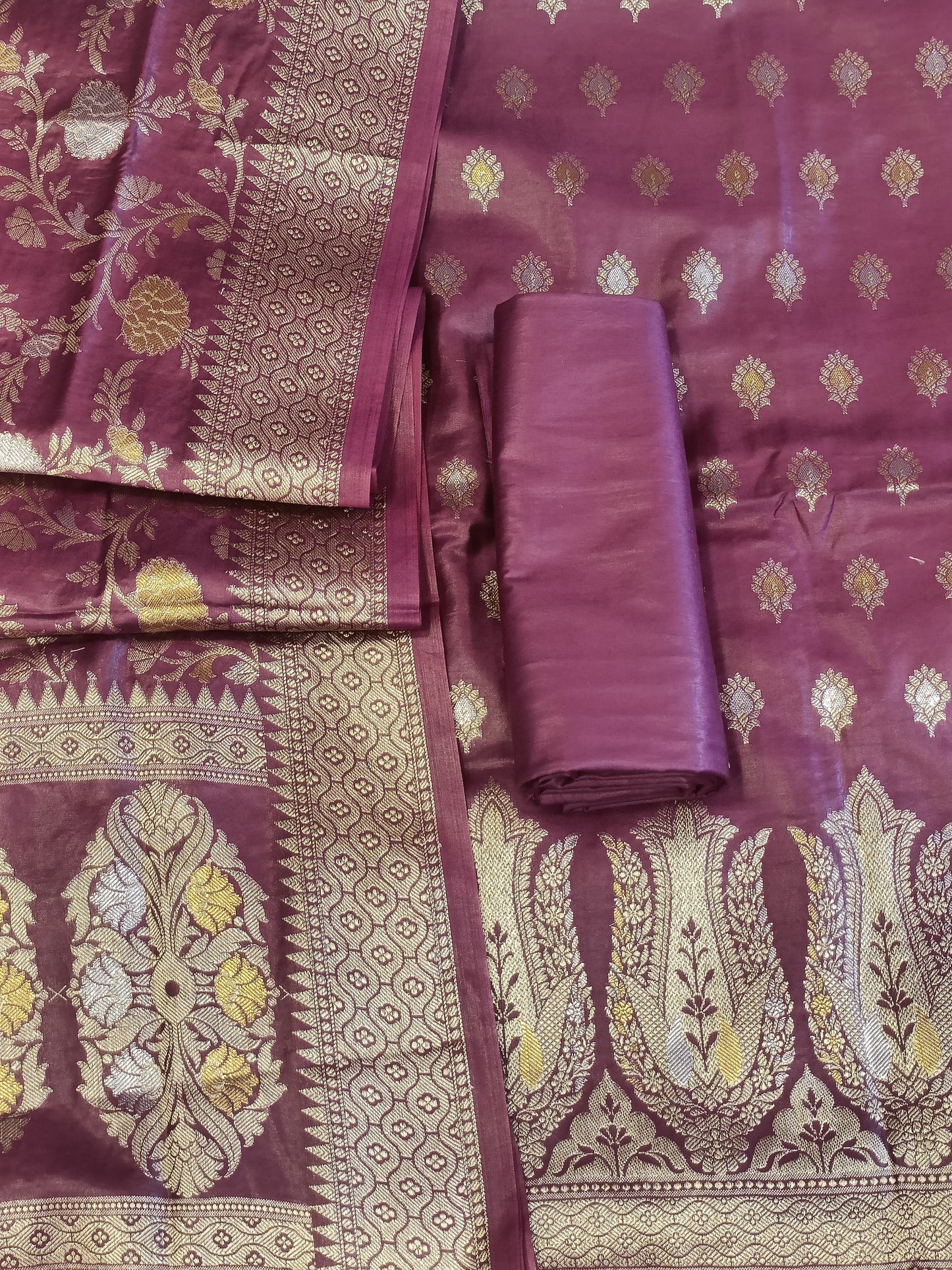 Magenta Cotton Dyable Alfi Zari Booti Banarasi Suit with Floral Zari Jaal Banarasi Suit 13SHL_DAS4