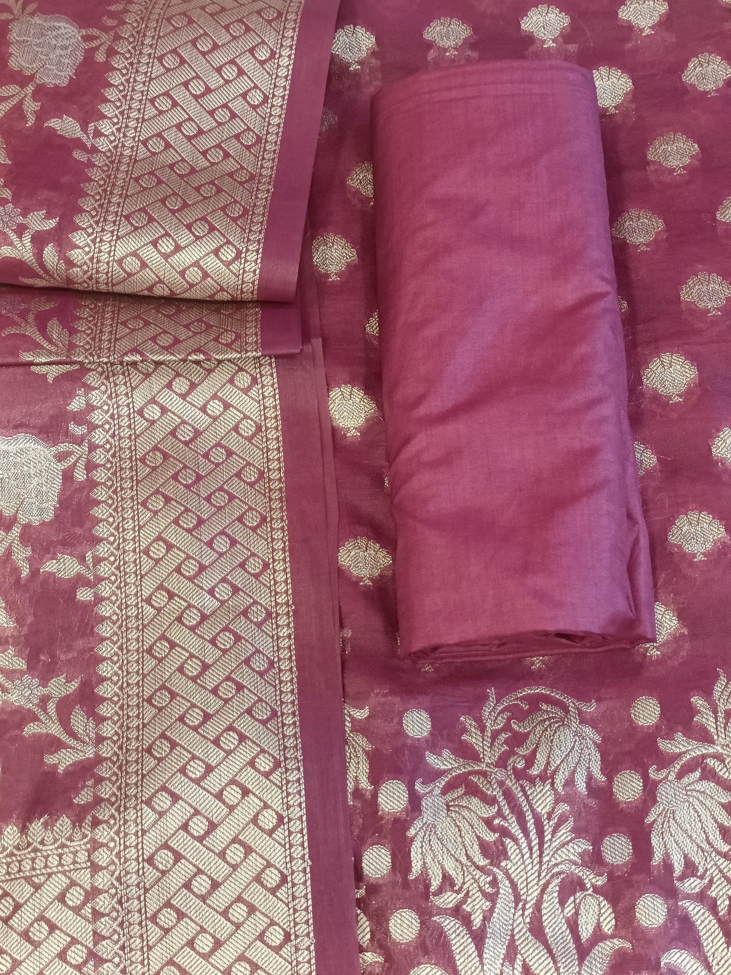 Magenta Cotton Dyable Alfi Zari Booti Banarasi Suit with Floral Zari Jaal Banarasi Suit 13SHL_DAS6