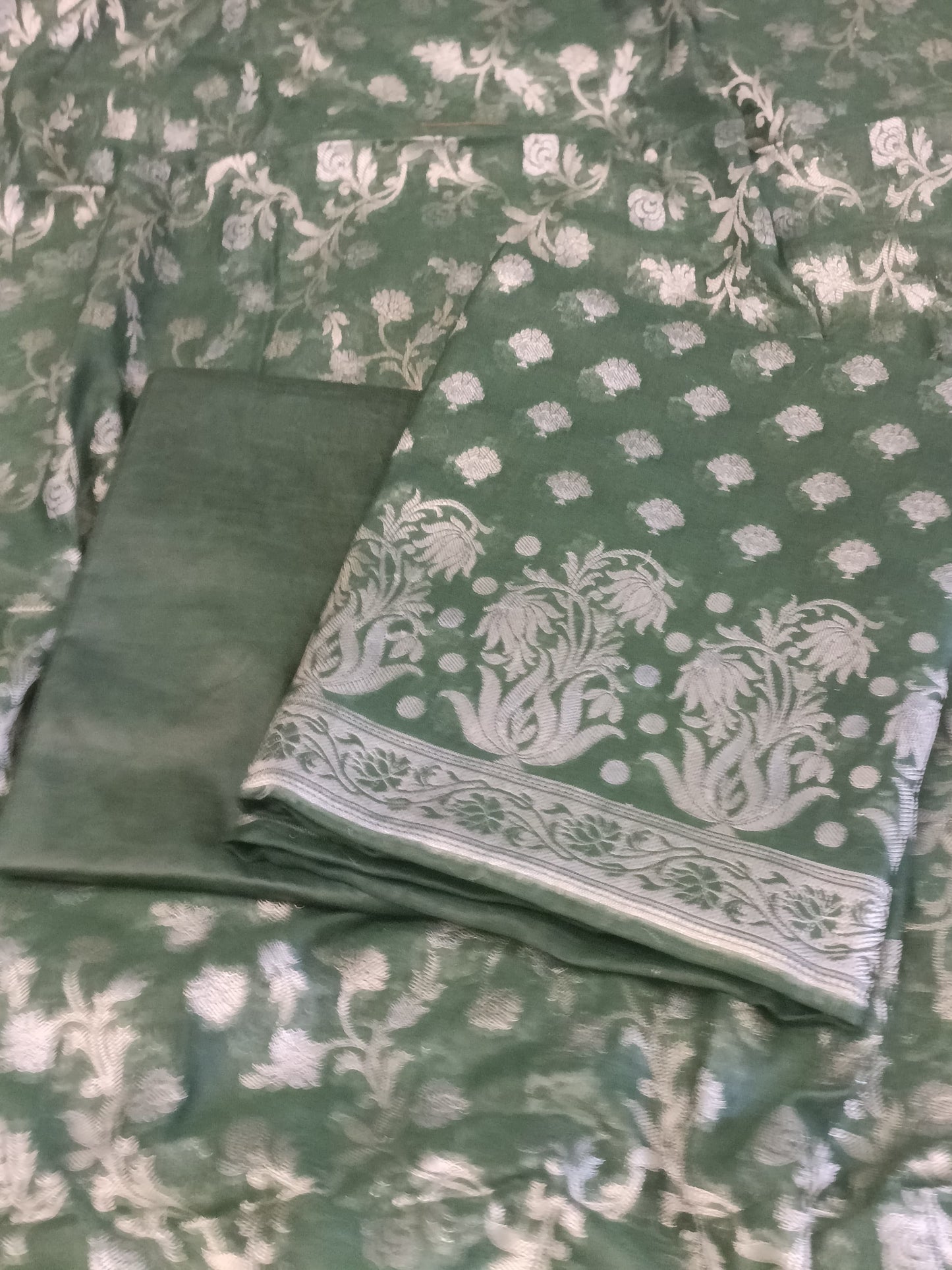 Darkgreen Cotton Dyable Alfi Zari Booti Banarasi Suit with Floral Zari Jaal Banarasi Suit 13SHL_DAS7