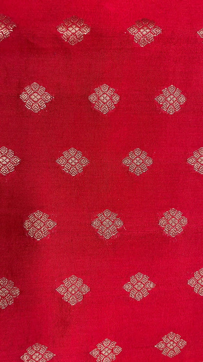 Regal Elegance: Faishana's Exquisite Pure Silk Handloom Red Chiniya Silk Saree with Gold Zari Booti & Tilfi Anchal with Tilfi Zari Border and with Red Blouse