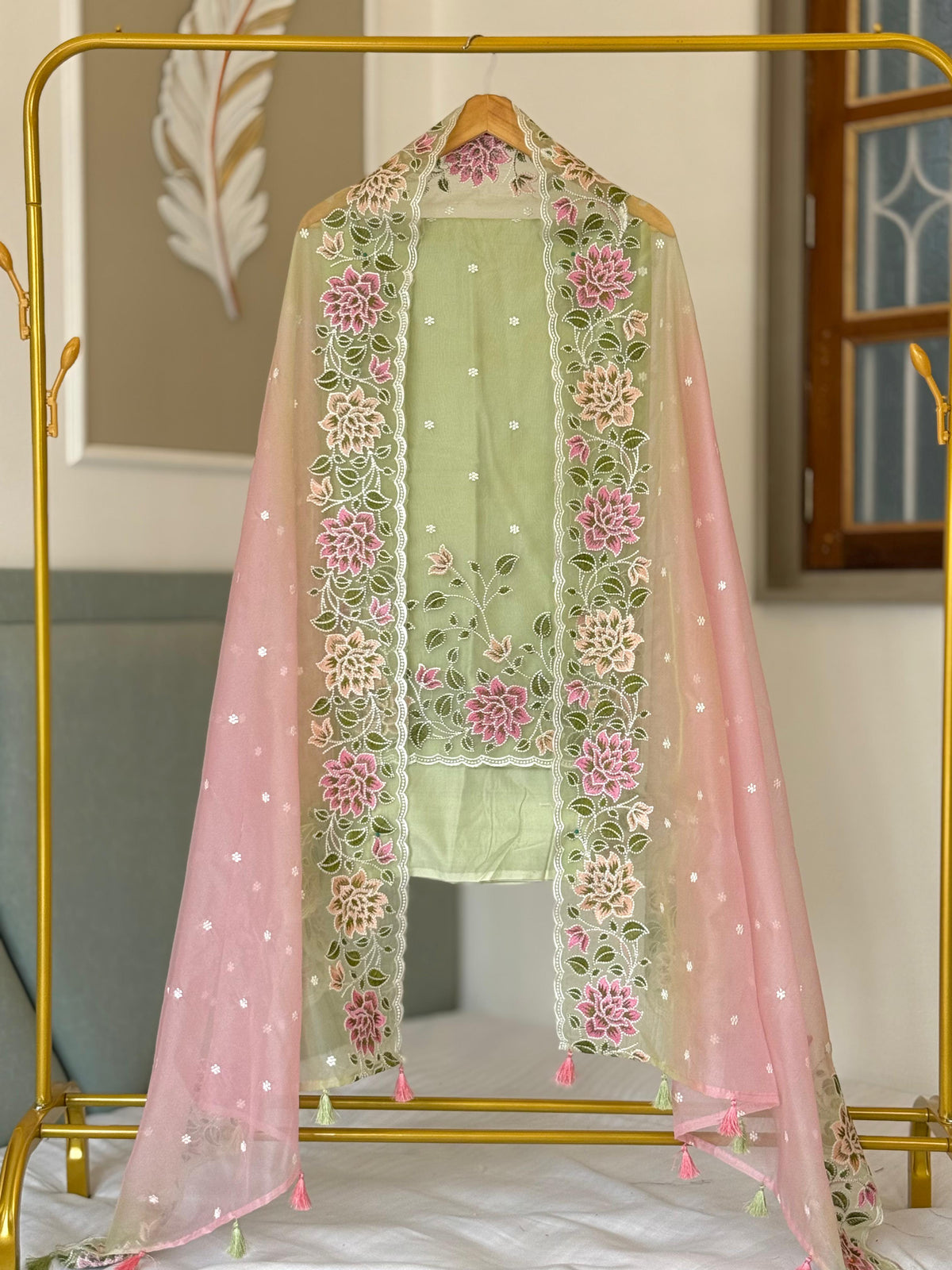 Light Green Organza Silk Malti Thread Embroidery Banarasi Suit With Malti Embroidered Dupatta 180PNJ_OGS1