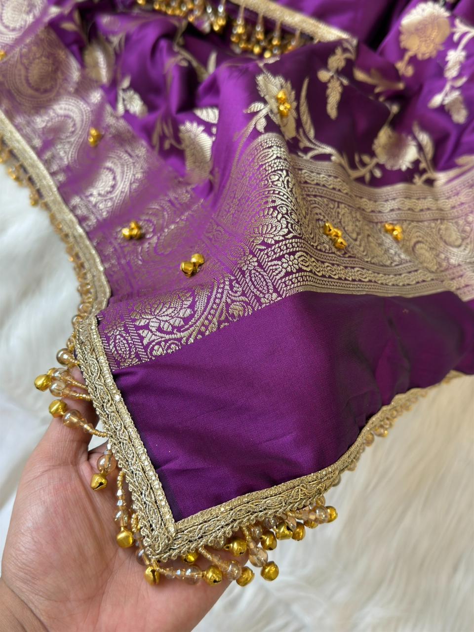 Lavander Silk Zari Booti With Ghungroo And Lace Work Banarasi Suit 220PNJ_SG2