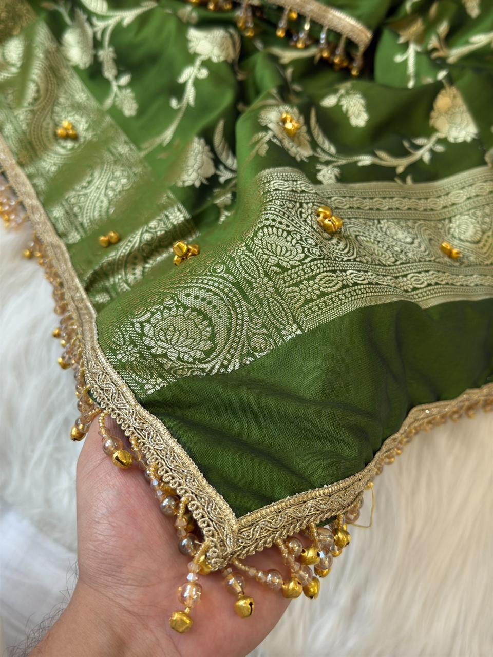 Aqua Green Silk Zari Booti With Ghungroo And Lace Work Banarasi Suit 220PNJ_SG3