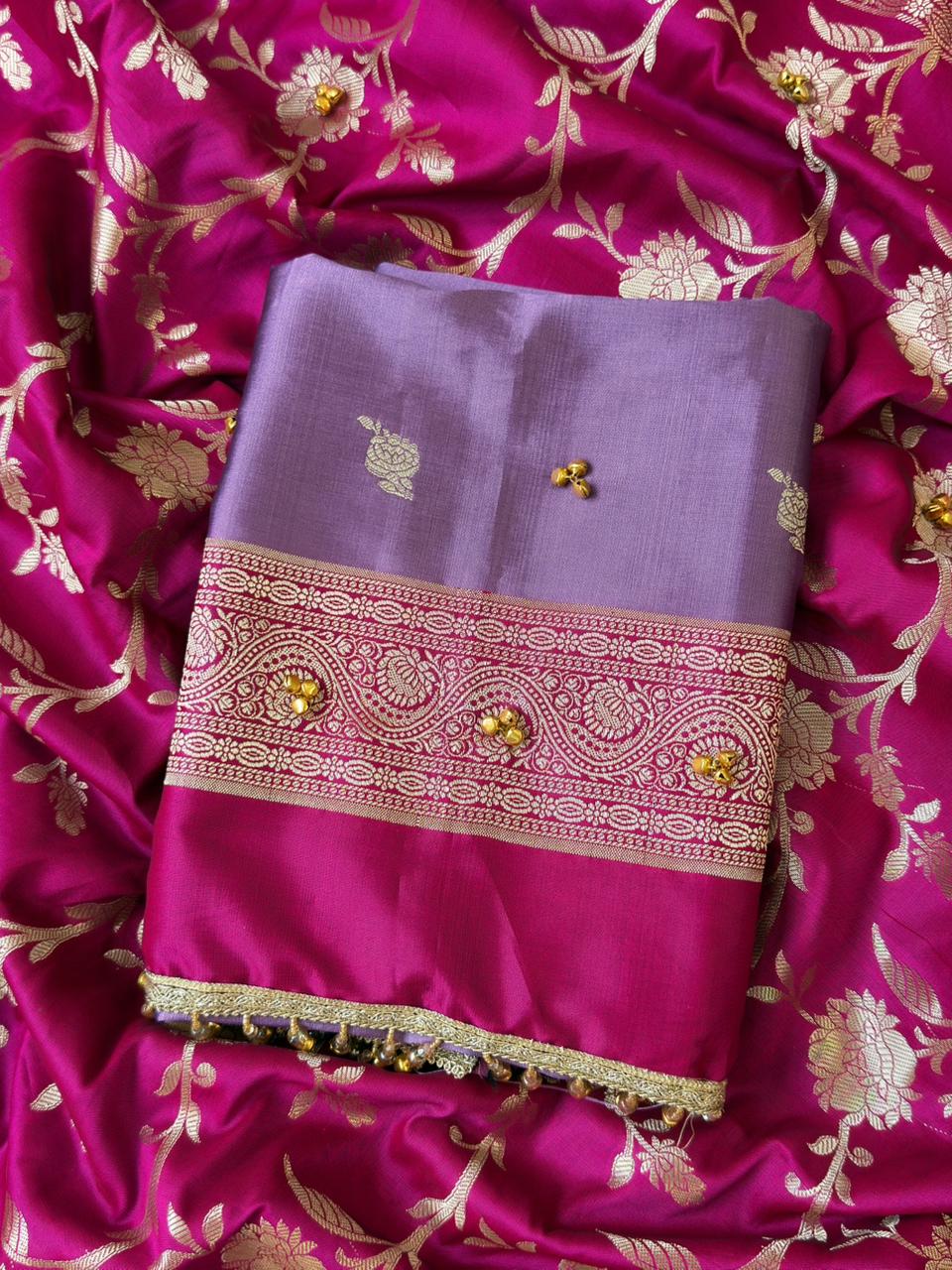 Light Purple Silk Zari Booti With Ghungroo And Lace Work Banarasi Suit 220PNJ_SG4