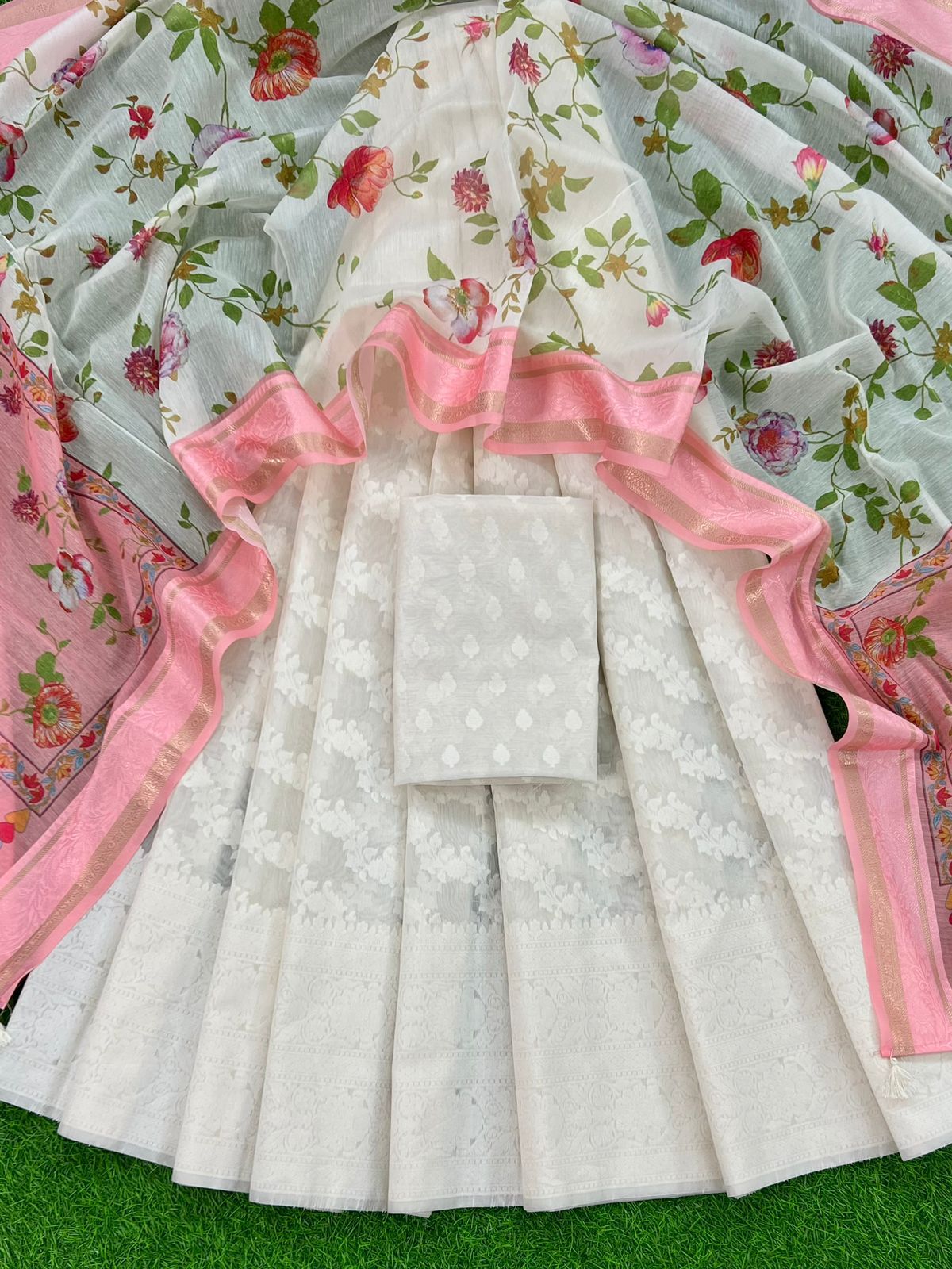 Off-White Chanderi Lorex Zari Lehenga And Floral Booti Blouse With Printed Peach Dupatta Set 250PNJ_LNG8