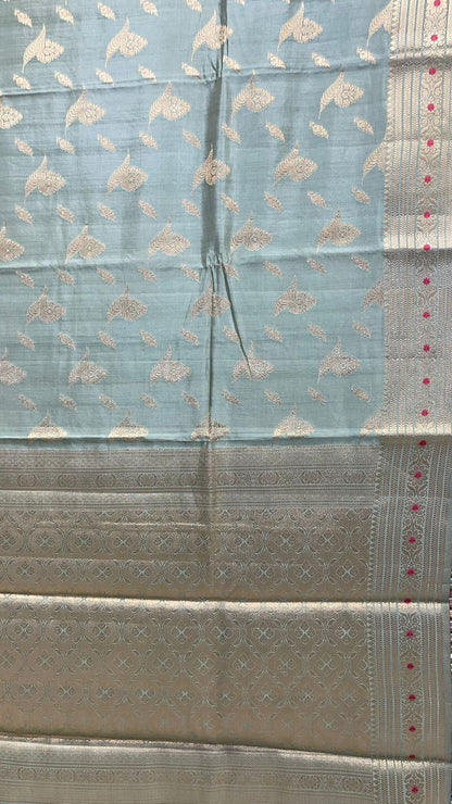 Elegant Faishana Pure Silk Handloom Light Green Chiniya Silk with Gold Zari Floral Booti and Minakari Border & Light green Blouse Piece