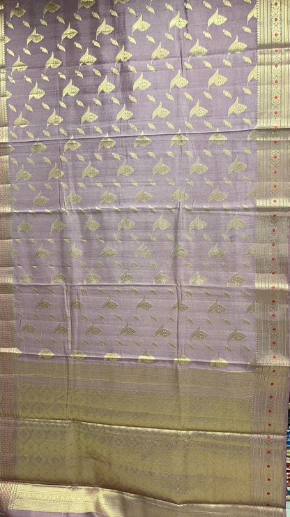 Regal Creation: Faishana Pure Silk Handloom Mauve Chiniya Silk Saree with Gold Zari Floral Booti and Minakari Zari Border with a Stunning Mauve Blouse Piece