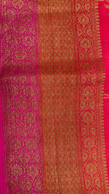 Faishana Pure Silk Handloom Red Muga Silk Zari Mina Floral Booti Contrast Magenta Anchal Copper Zari Border Banarasi Saree with Magenta Blouse