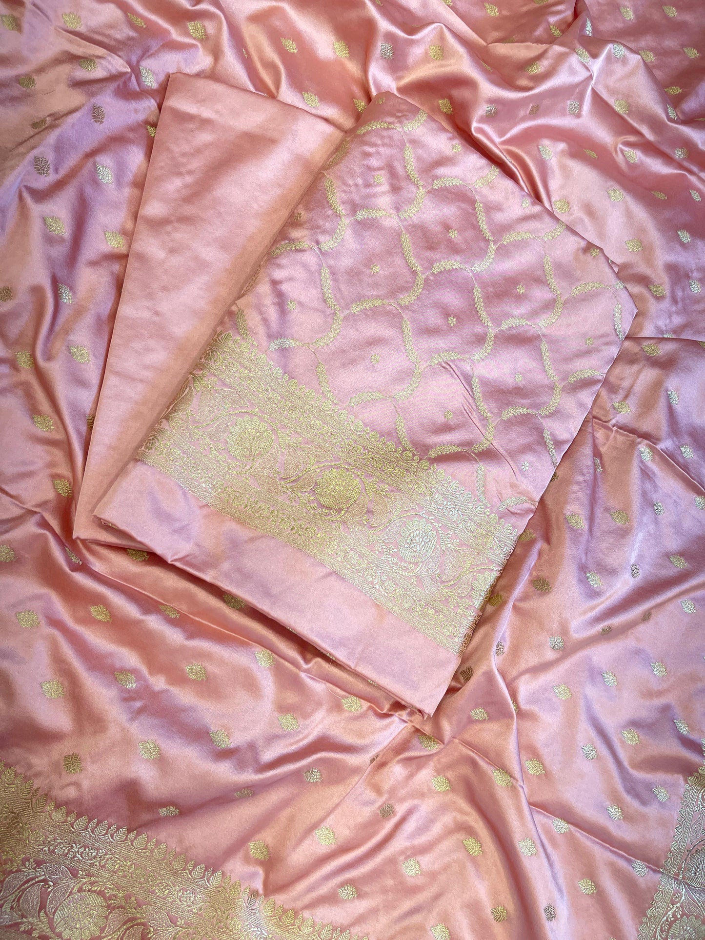 Baby Pink Premium Handloom Mashru Silk Floral Zari Booti with Zari Jaal Dupatta Handloom Banarasi 3 pcs Suit Set 3000AJ_MSR12
