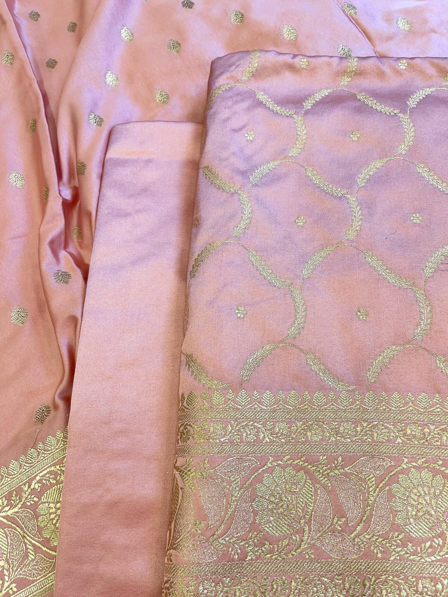 Baby Pink Premium Handloom Mashru Silk Floral Zari Booti with Zari Jaal Dupatta Handloom Banarasi 3 pcs Suit Set 3000AJ_MSR12