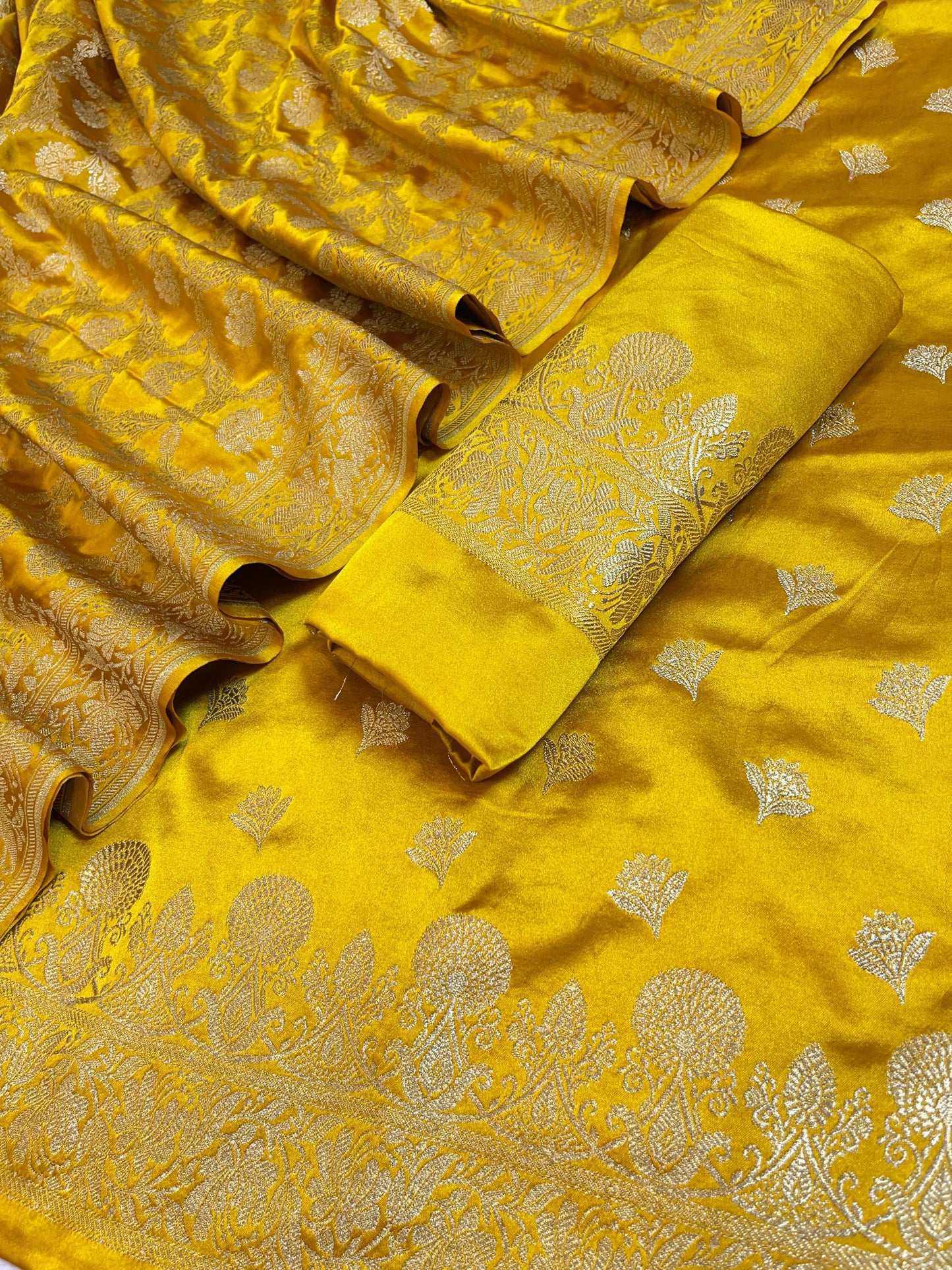 Mustard Gold Premium Handloom Plain Floral Zari Dyable Booti Banarasi Suit 30AJ_MSR31