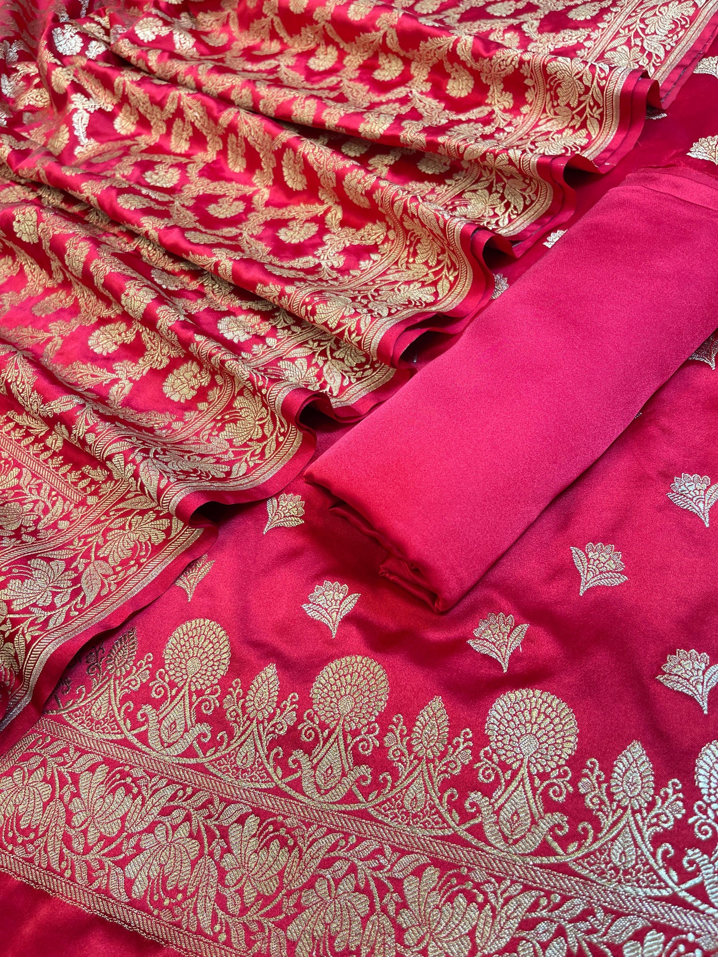 Dark Pink Premium Handloom Plain Floral Zari Dyable Booti Banarasi Suit 30AJ_MSR32