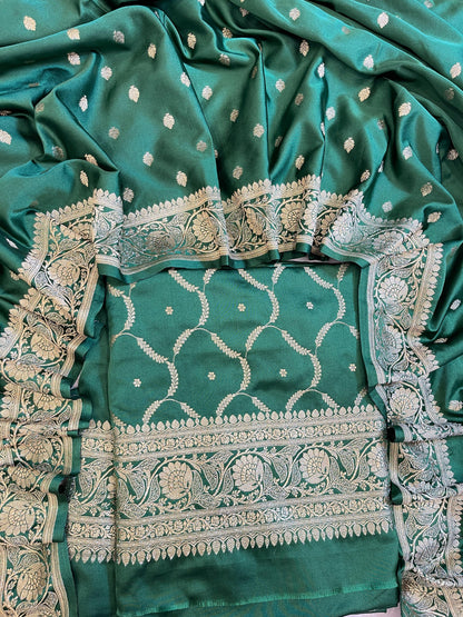 Green Premium Handloom Floral Zari Dyable Booti Banarasi Suit 30AJ_MSR37