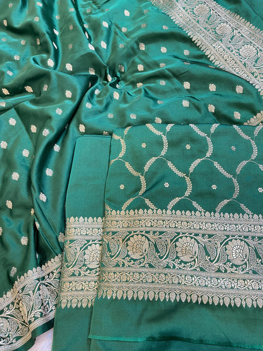 Green Premium Handloom Floral Zari Dyable Booti Banarasi Suit 30AJ_MSR37