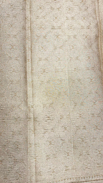 Unveils Elegance: Faishana Pure Silk Handloom Olive Green Crushed Tissue Zari Floral Booti Saree, Adorned with Banarasi Zari Border & Matching Blouse Piece
