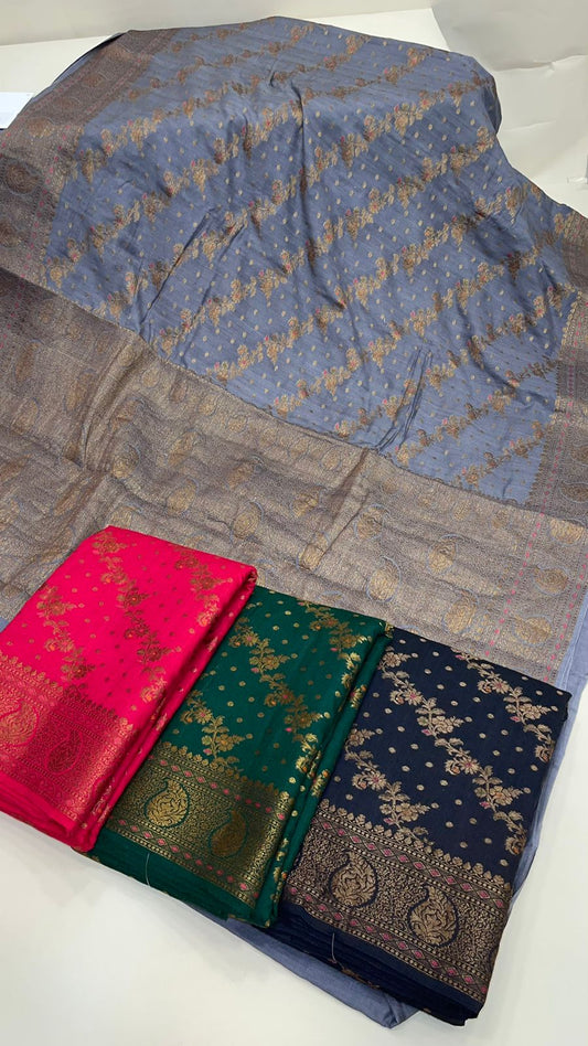 Exquisite Elegance: Faishana Pure Silk Handloom Grey Munga Silk Banarasi Saree with Aada Copper Zari Diagonal Mina Booti with Paisley Zari Border and Grey Blouse Piece