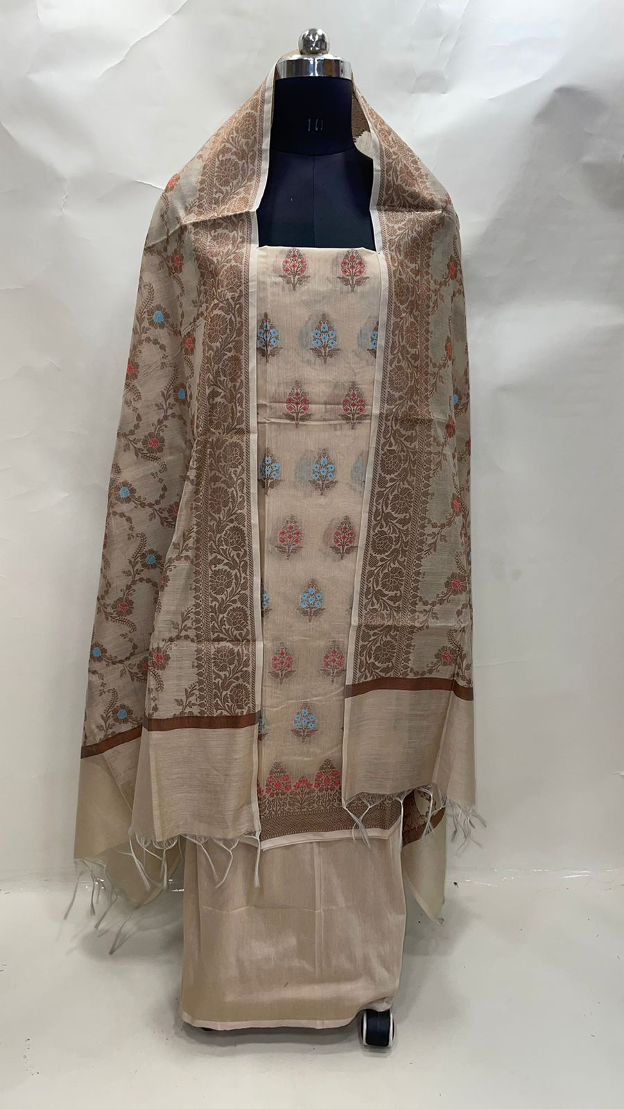 Faishana Presents Beige Cotton Resham Copper Zari 3pcs Suit Set accompanied with Plain Bottom and Top Copper Zari Cotton Small Mina Boota with Beige Mina Jaal Dupatta