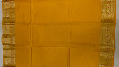 Golden Elegance: Faishana's Exquisite Pure Silk Handloom Gold Chiniya Silk Zari Tilfi Jaal Zig-Zag Saree with Minakari Zari Border and Gold Blouse