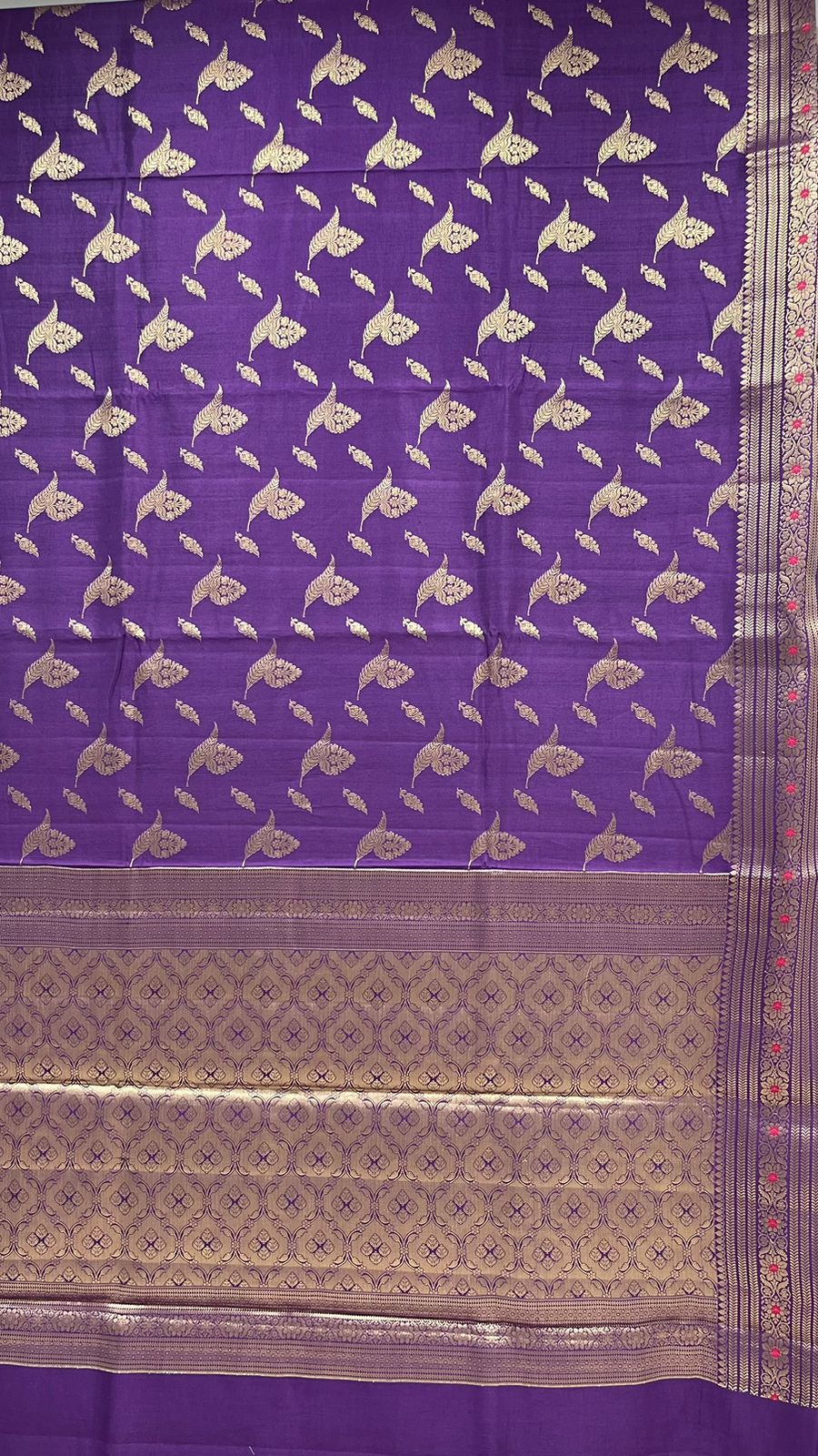 Regal Charm: Faishana's Exquisite Pure Silk Handloom Purple Chiniya Silk Gold Floral Zari Booti with Minakari Border & Purple Blouse