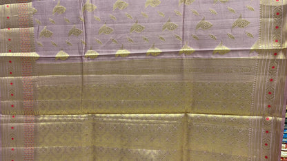 Regal Creation: Faishana Pure Silk Handloom Mauve Chiniya Silk Saree with Gold Zari Floral Booti and Minakari Zari Border with a Stunning Mauve Blouse Piece