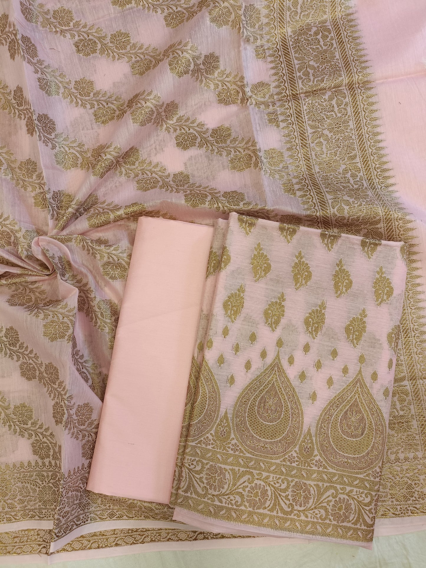 Pink Cotton Alfi Zari Booti Banarasi 3 pcs Suit Set 525IM_CTN17