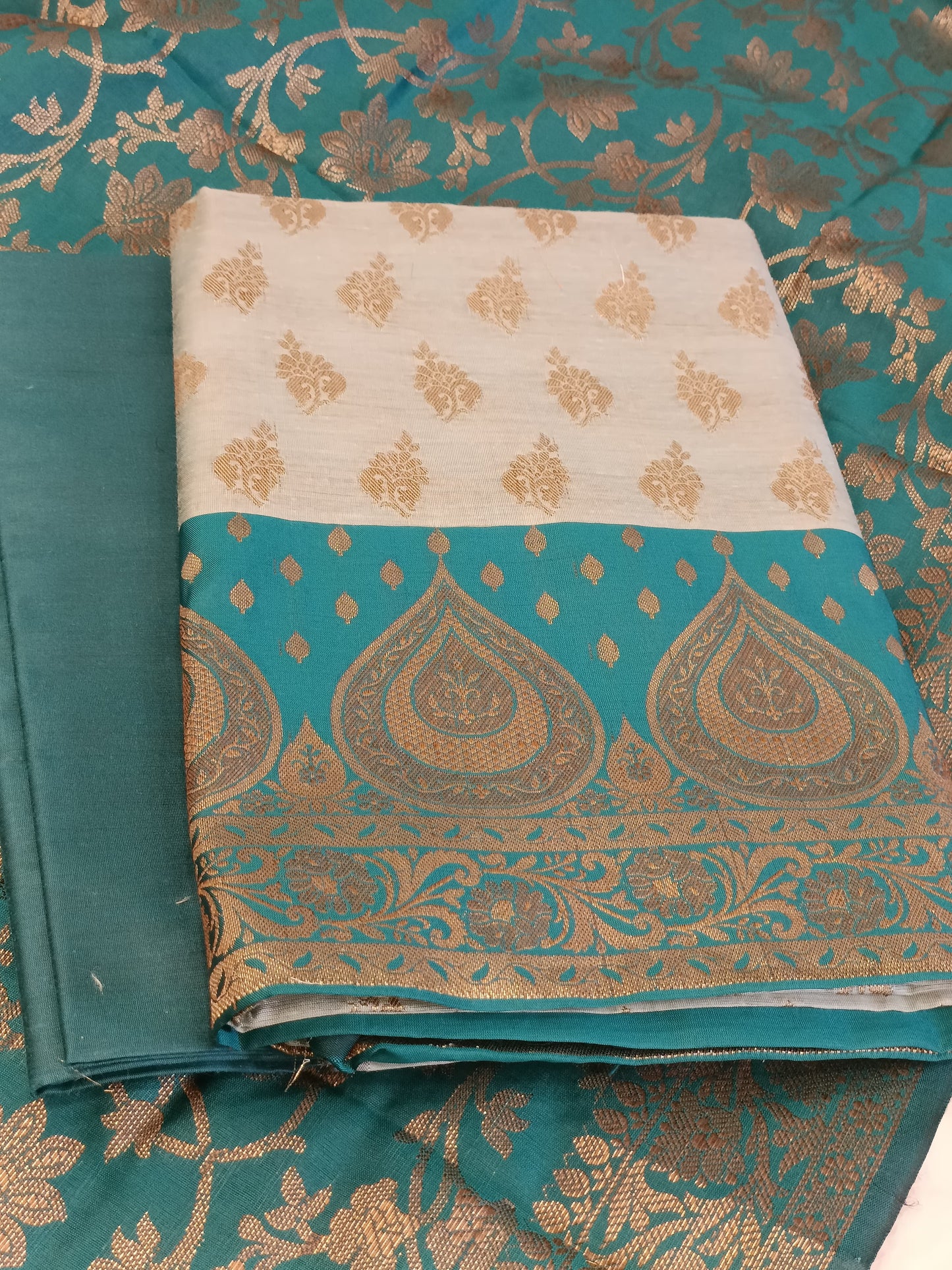 Light Seagreen Cotton Floral Zari Booti with Contrast Seagreen Silk Border Banarasi Suit 525IM_CTN4
