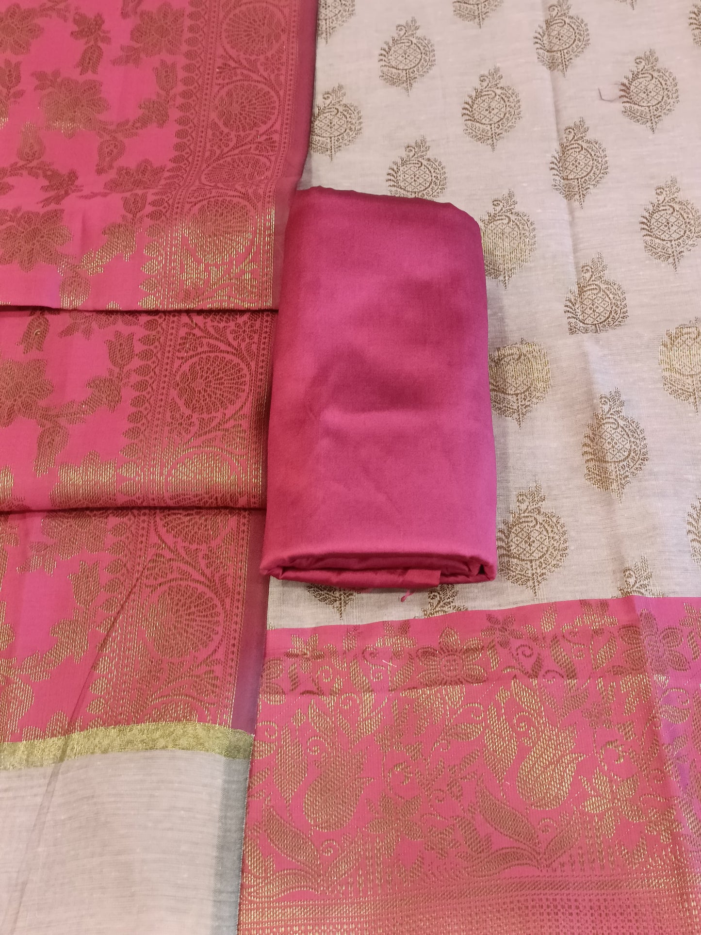 Light Magenta Cotton Floral Zari Booti with Contrast Magenta Silk Border Banarasi Suit 525IM_CTN7