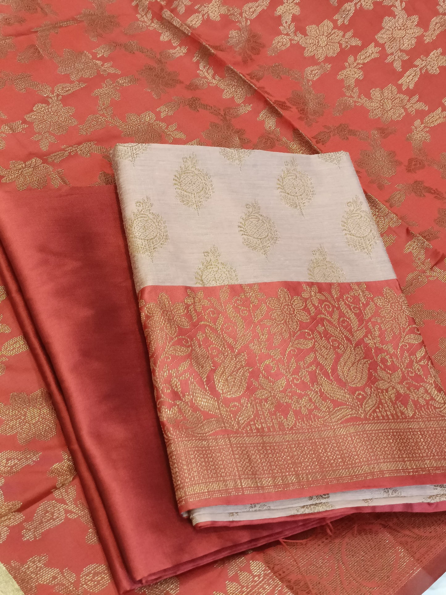 Light Mauve Cotton Floral Zari Booti with Contrast Red Silk Border Banarasi Suit 525IM_CTN8