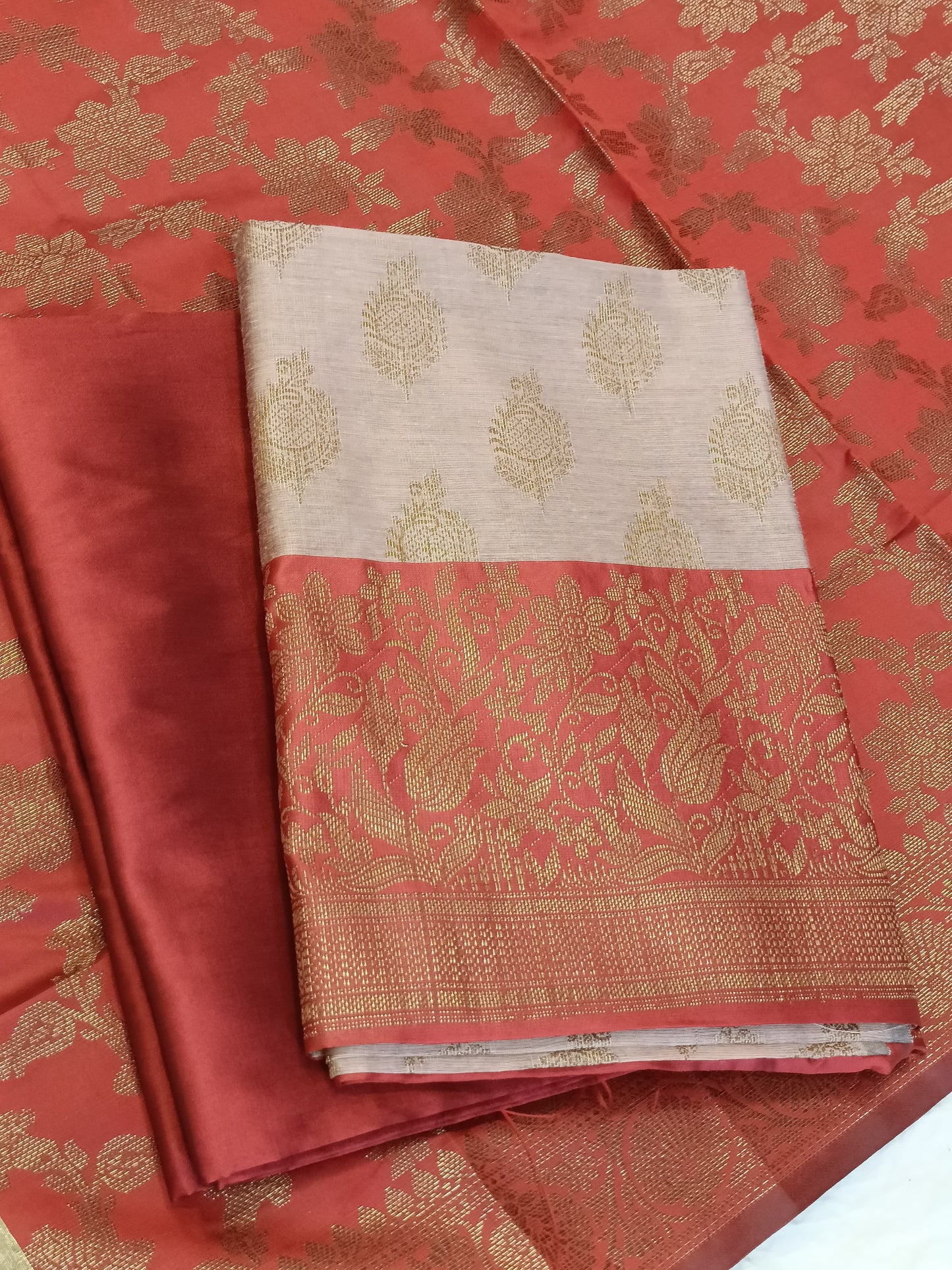 Light Mauve Cotton Floral Zari Booti with Contrast Red Silk Border Banarasi Suit 525IM_CTN8