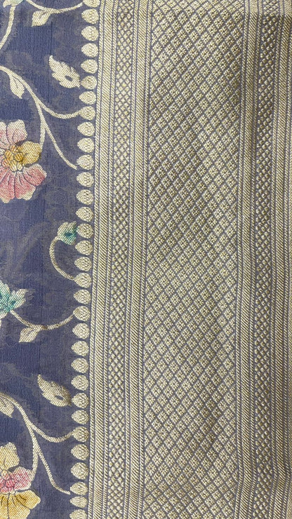 Faishana Pure Silk Handloom Exquisite Grey Khaddi Georgette Hand Brush Floral Zari Kadhwa Jaal with Banarasi Zari Border with Grey Blouse